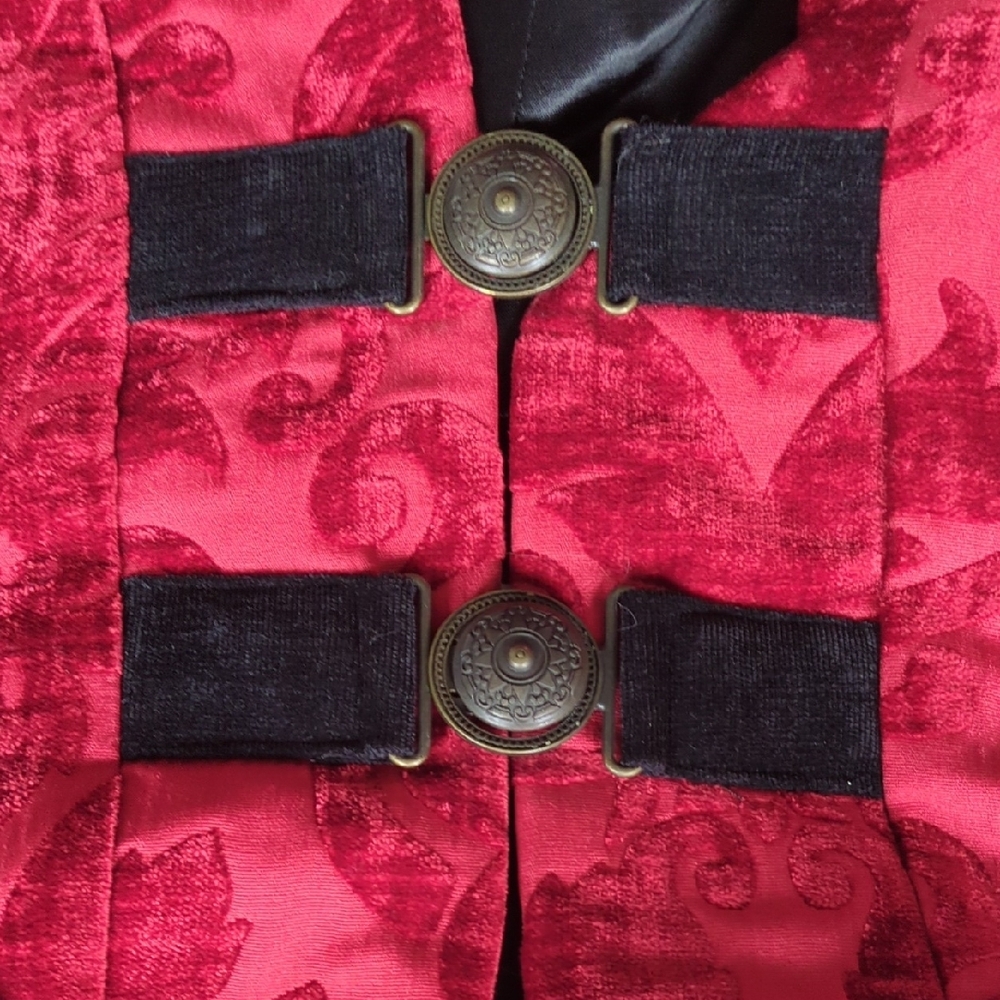 Elegant Red Long Coat - Picture 3 of 3